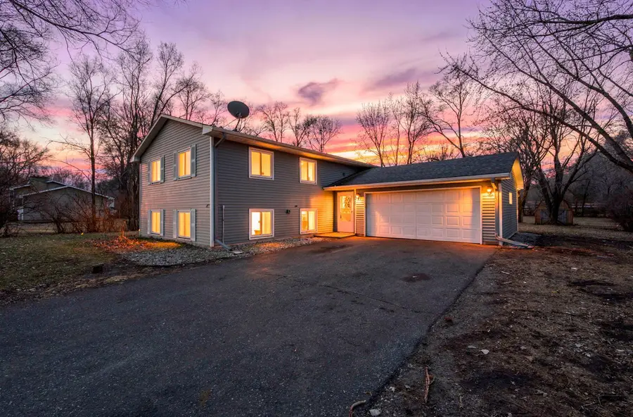 9527 Parrish Avenue Ne, Elk River, MN 55330 - #2