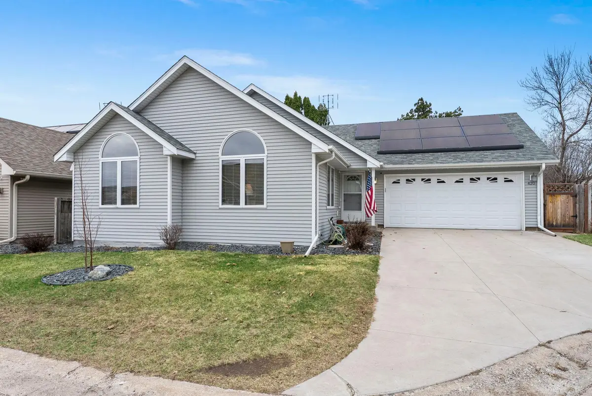 420 Village Court, Cambridge, MN 55008 - #1