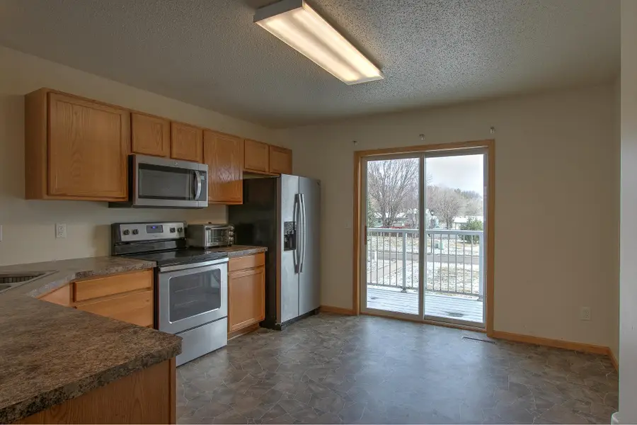 142 19th Avenue Se, Cambridge, MN 55008 - #3