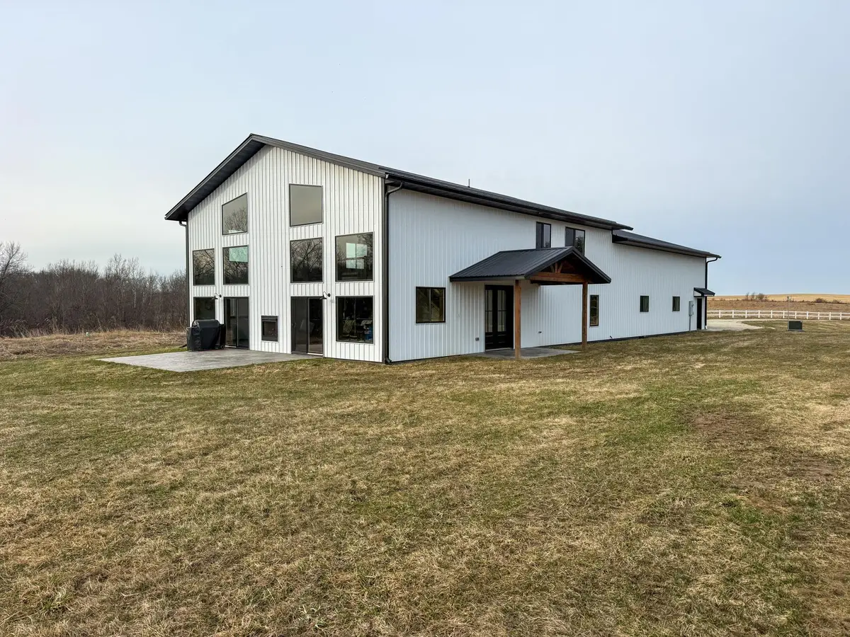 11719 Ridgeview Road, Hokah, MN 55941 - #1