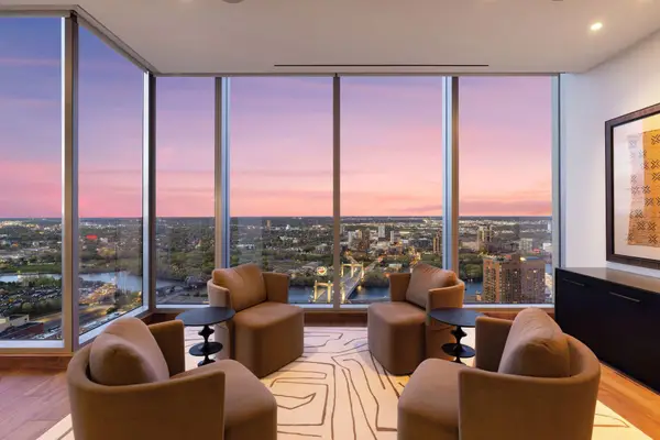 255 Hennepin Avenue #3303, Minneapolis, MN 55408