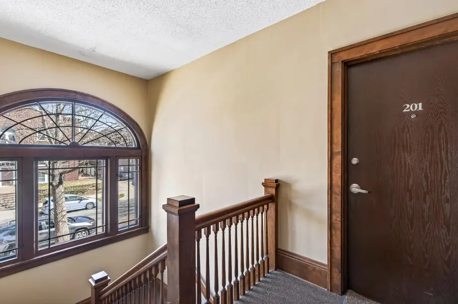 3542 Emerson Avenue S #201, Minneapolis, MN 55408 - #3