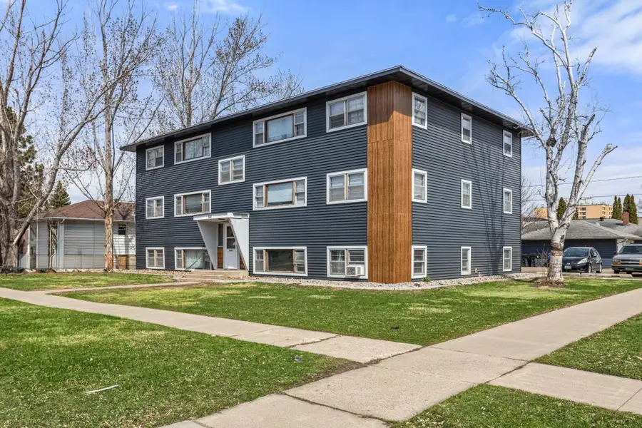 2501 9th Street N, Fargo, ND 58102 - #2