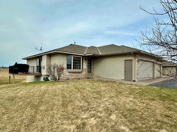 1611 Sequoia Lane, New Richmond, WI 54017