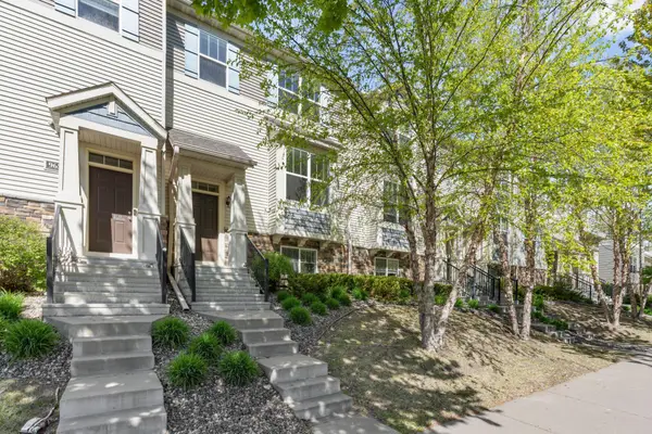 9652 Unity Lane N, Minneapolis, MN 55443
