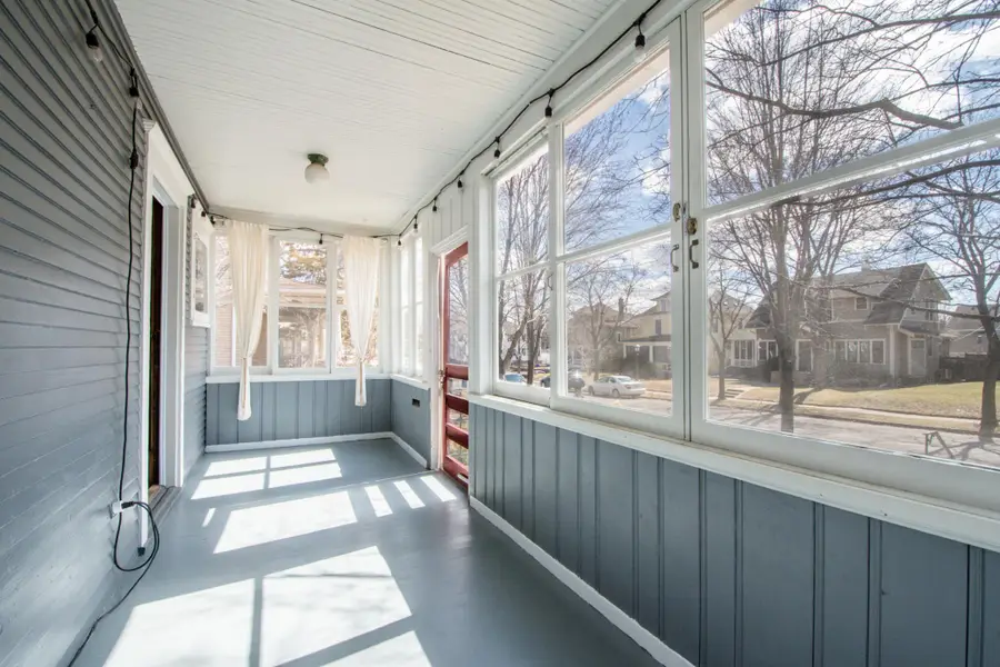 939 Linwood Avenue, Saint Paul, MN 55105 - #3