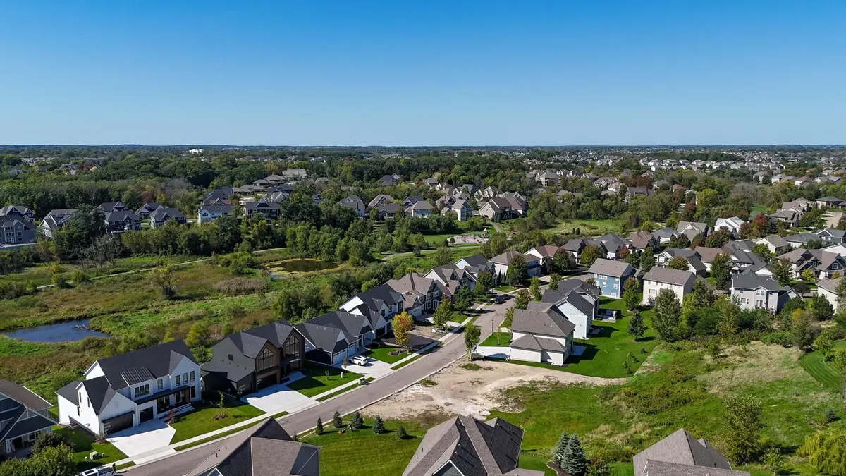 5240 Polaris Lane N, Minneapolis, MN 55446 - #1