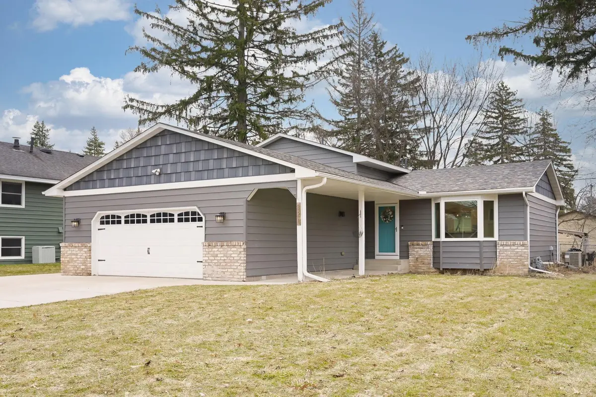 321 3rd Avenue Se, Saint Paul, MN 55112 - #1