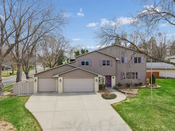 11513 Ravoux Avenue, Burnsville, MN 55337