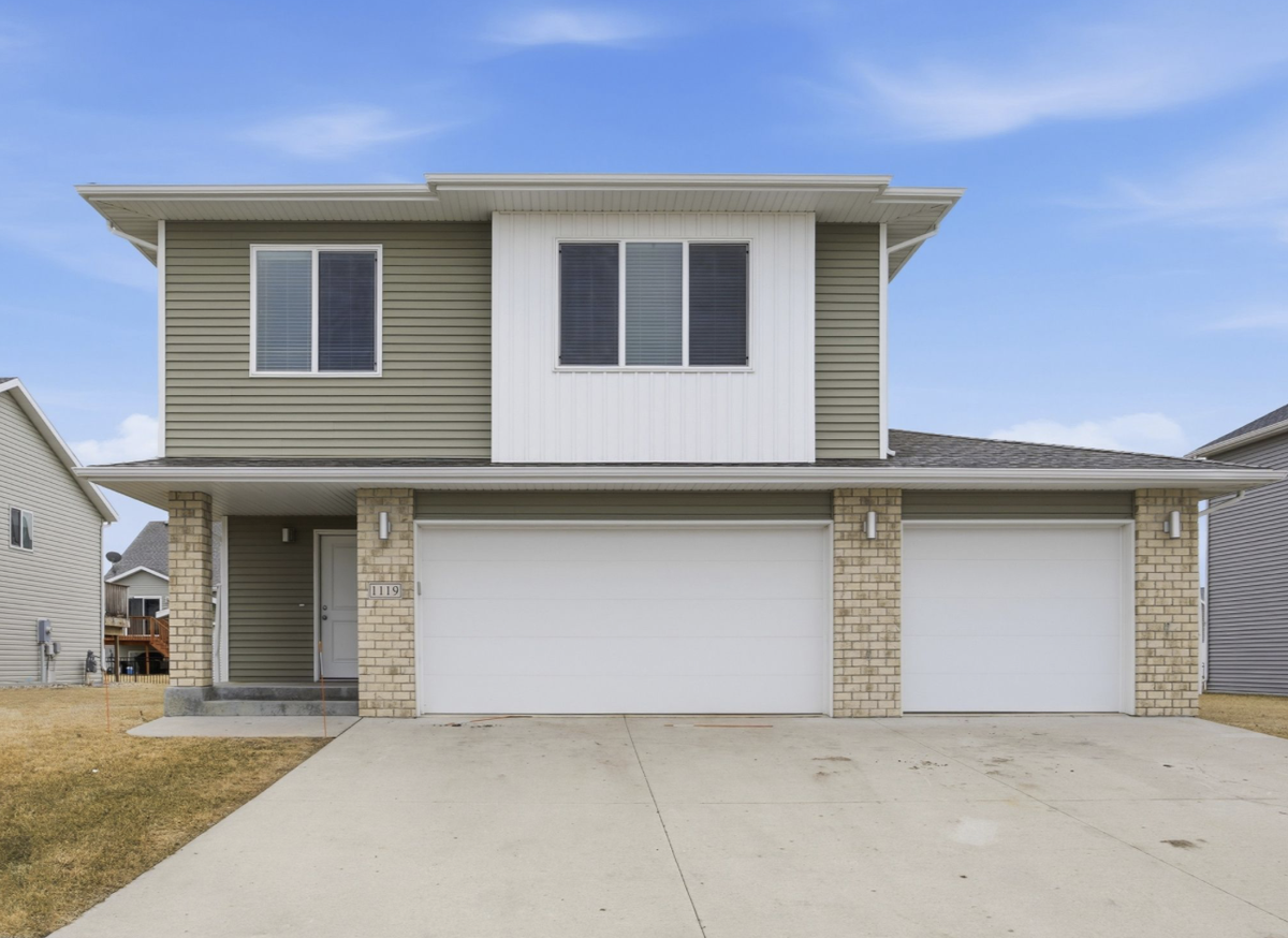 1119 29th Avenue W, West Fargo, ND 58078 - #1