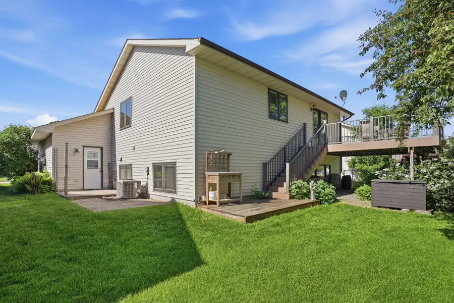 7230 38th Street N, Oakdale, MN 55128 - #3