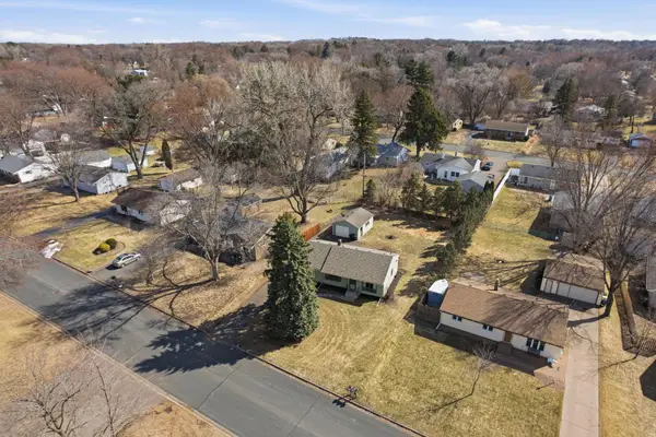 2450 Martin Way, Saint Paul, MN 55110