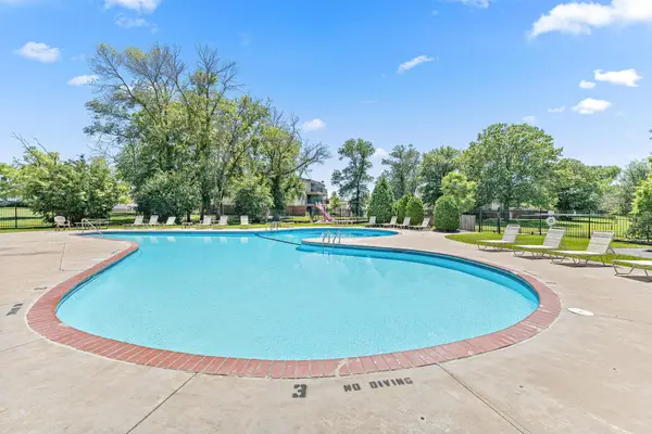 4465 Trenton Lane N #103, Minneapolis, MN 55442