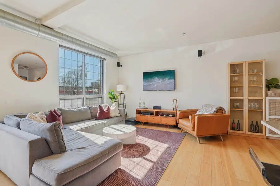 521 2nd Street Se #216, Minneapolis, MN 55414 - #3