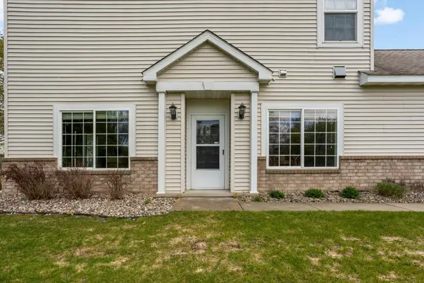 7407 Derby Lane, Shakopee, MN 55379