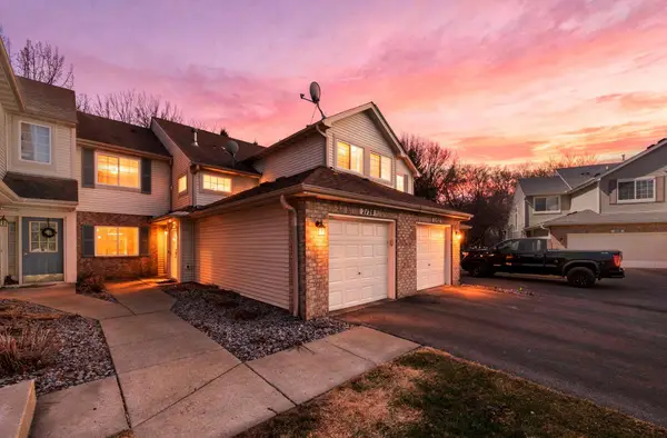 2122 Water Lilly Lane #1206, Eagan, MN 55122