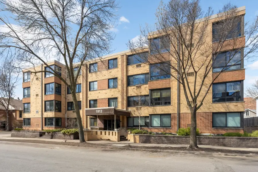 1912 Dupont Avenue S #405, Minneapolis, MN 55403 - #2
