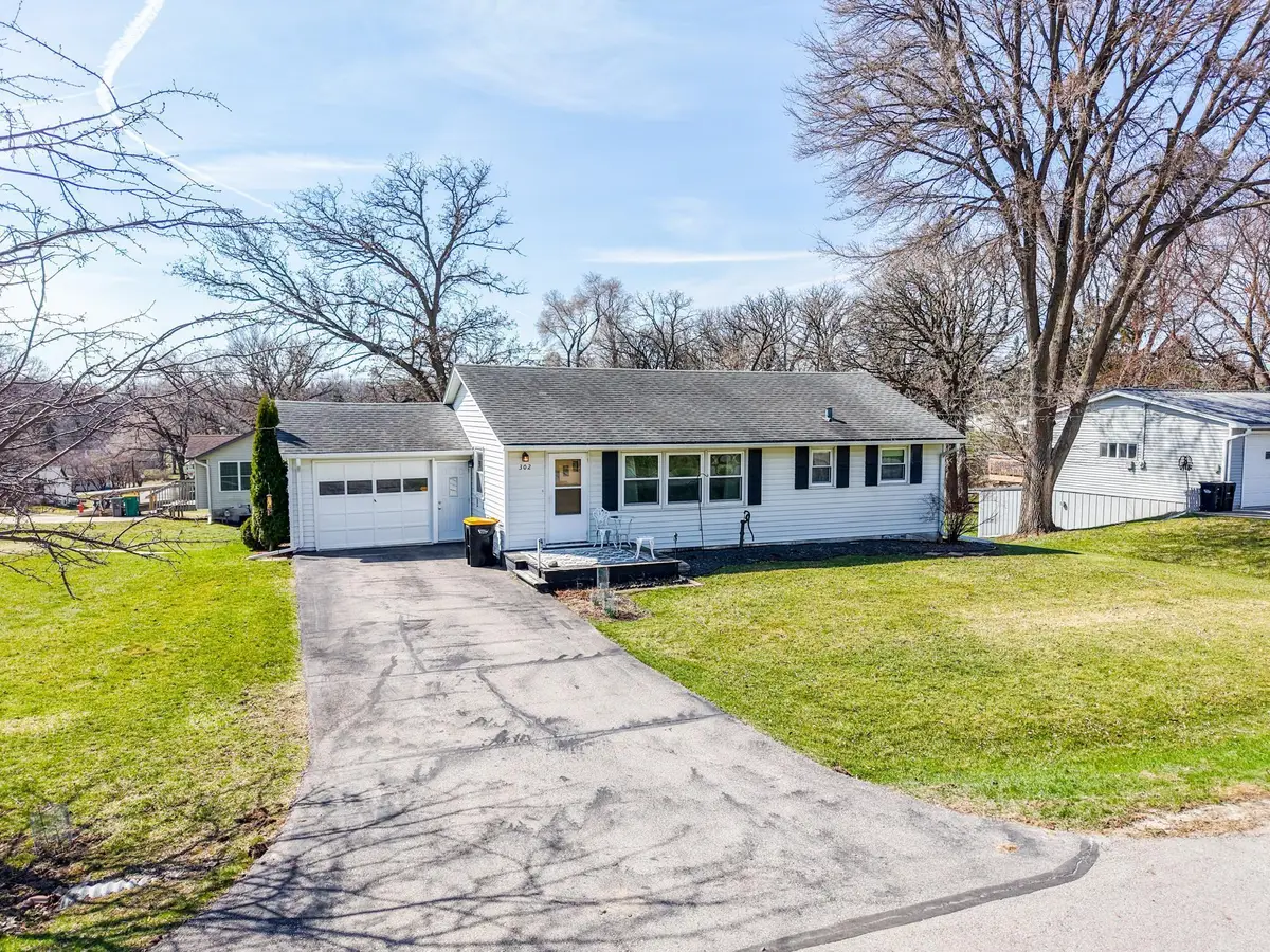 302 19th Street Sw, Rochester, MN 55902 - #1