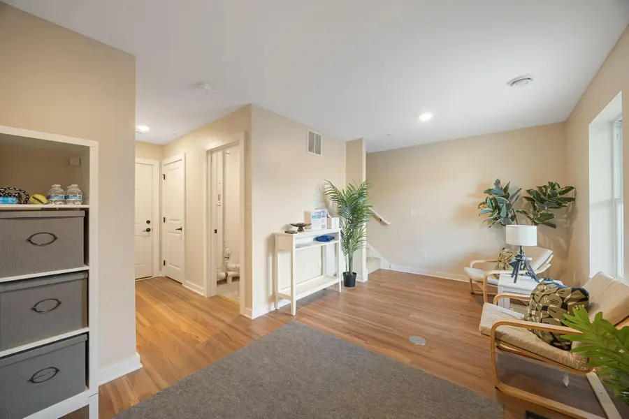 2155 Ivy Avenue E #1, Saint Paul, MN 55119 - #3