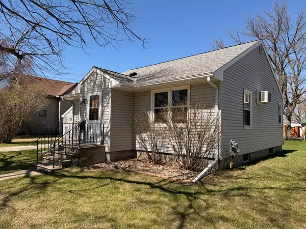 646 Harvey Street, Tracy, MN 56175