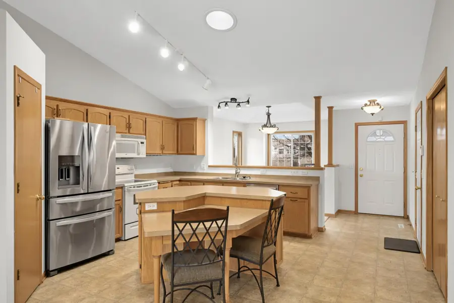 21153 Pasofino Circle N, Forest Lake, MN 55025 - #2