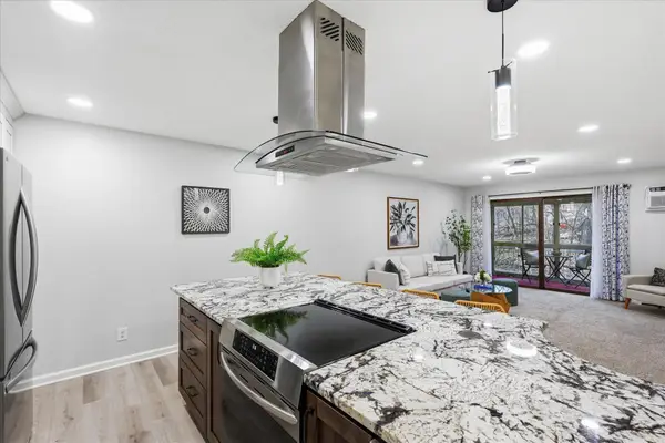 135 Viking Drive E #104, Little Canada, MN 55117