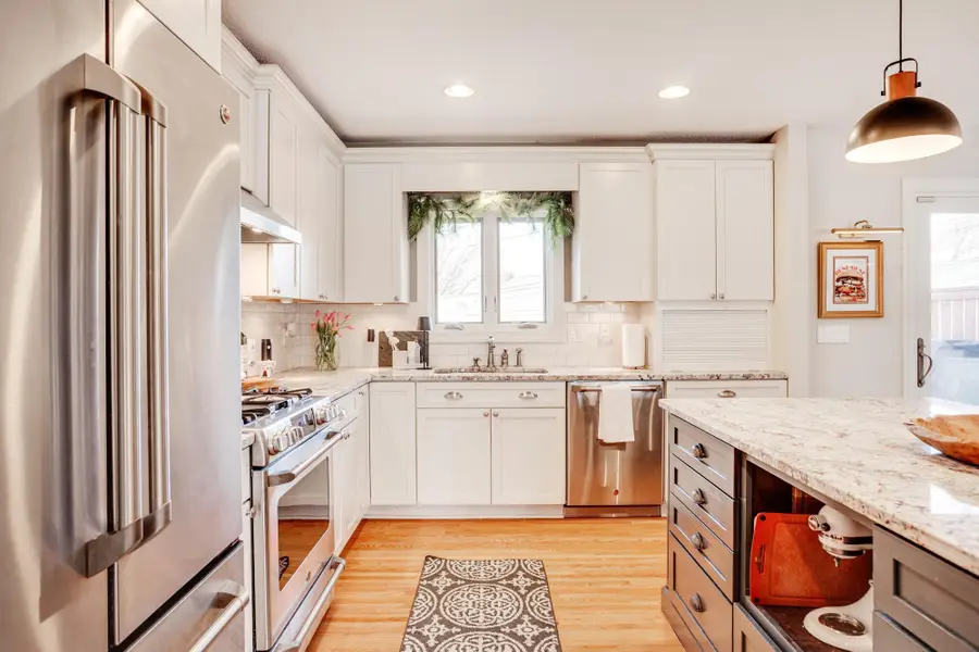 2221 Quebec Drive, Minneapolis, MN 55426 - #3