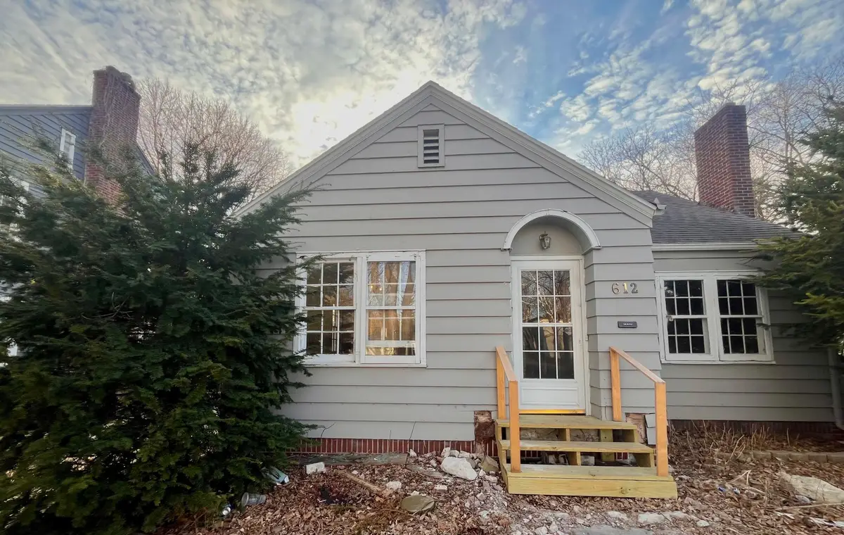 612 10th Street Sw, Willmar, MN 56201 - #1