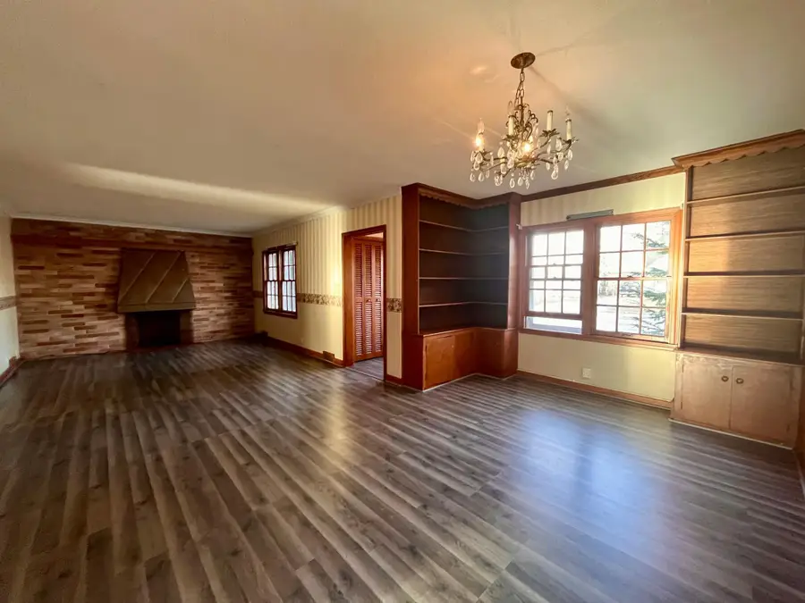 612 10th Street Sw, Willmar, MN 56201 - #2