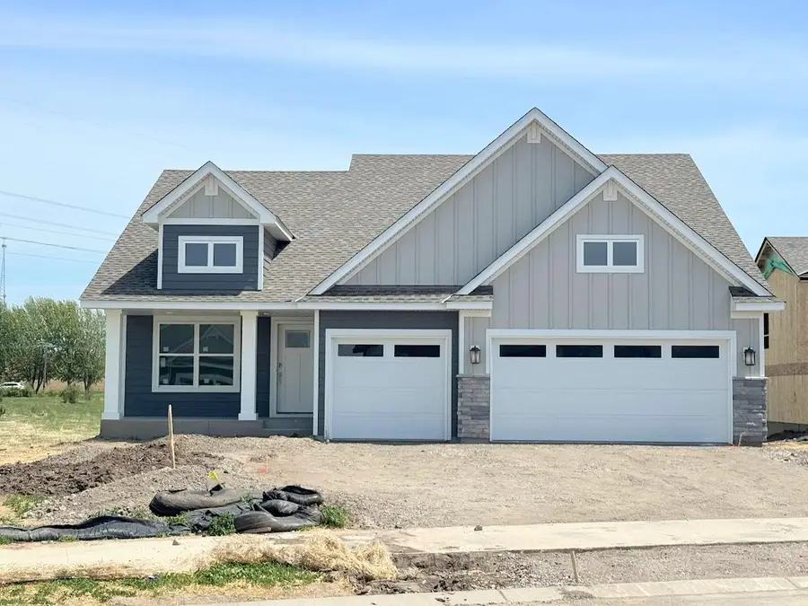 8550 Farmstead Avenue Ne, Monticello, MN 55362 - #2