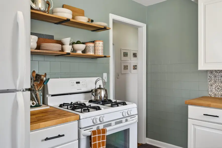 1200 Leland Road E, Saint Paul, MN 55109 - #3