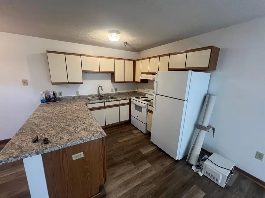 1259 Taylor Street #3, Shakopee, MN 55379 - #2