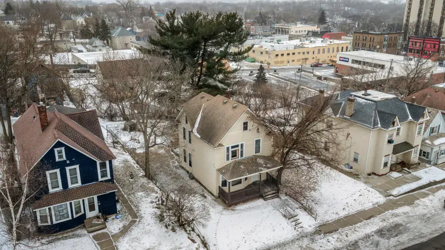 680 Lawson Avenue E, Saint Paul, MN 55106 - #2