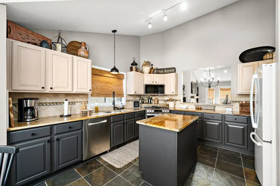 2833 Wilds Lane Nw, Prior Lake, MN 55372 - #3