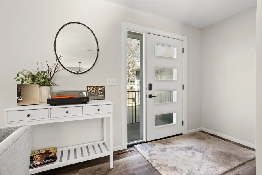 610 4th Street N, Wahpeton, ND 58075 - #3