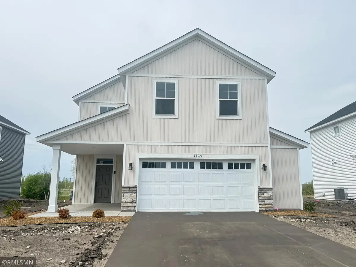 1425 192nd Avenue Ne, East Bethel, MN 55011 - #1