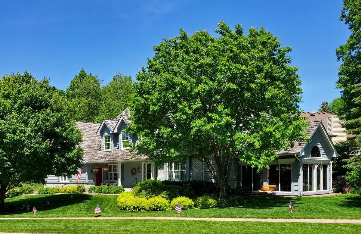 1001 Walden Court, Burnsville, MN 55337 - #1