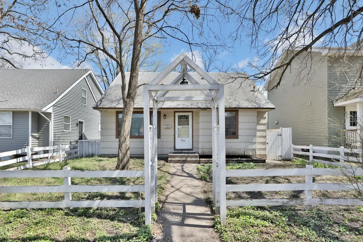 4425 5th Street Ne, Minneapolis, MN 55421 - #1