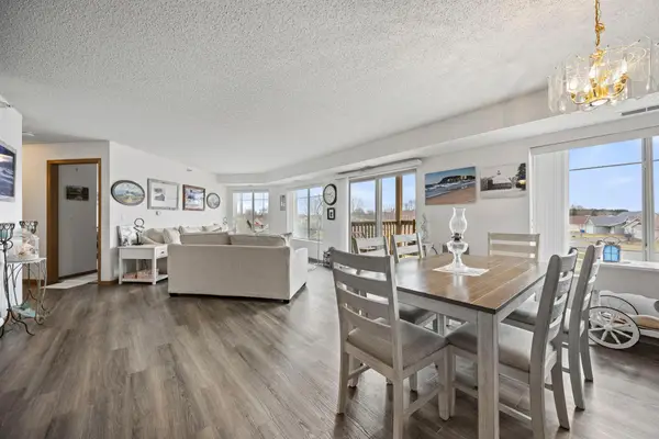 2155 6th Lane Se #202, Cambridge, MN 55008