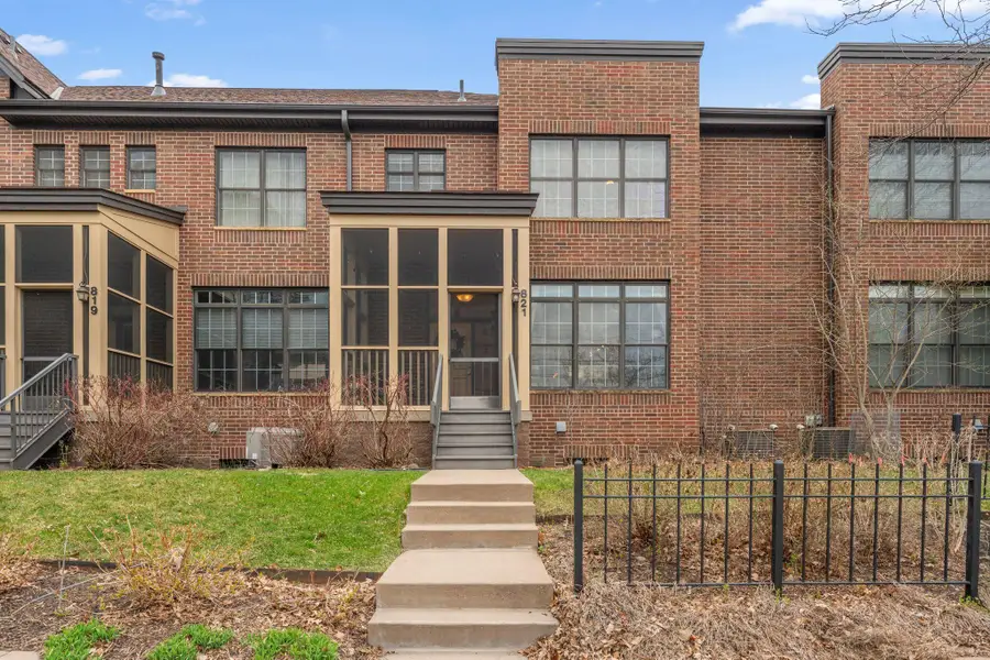 821 Thornton Street Se, Minneapolis, MN 55414 - #2