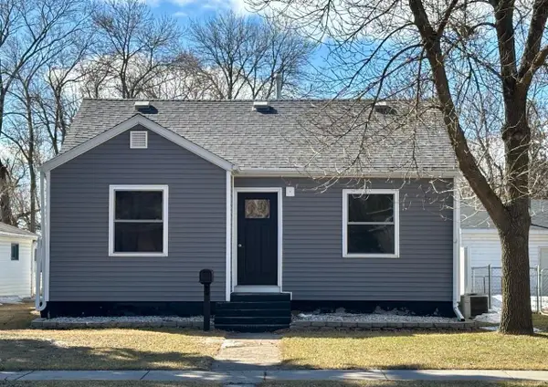 105 Arnold Avenue N, Thief River Falls, MN 56701