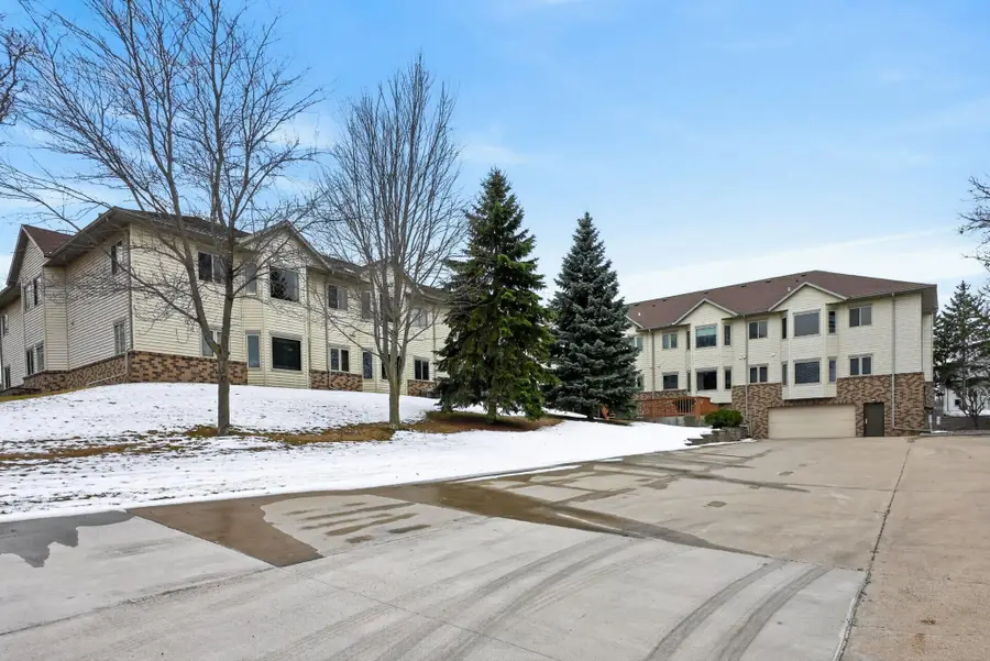 509 6th Avenue W #211, Alexandria, MN 56308 - #3