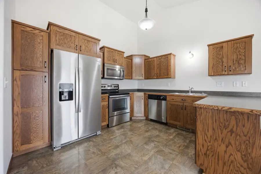 5957 57th Avenue S, Fargo, ND 58104 - #2