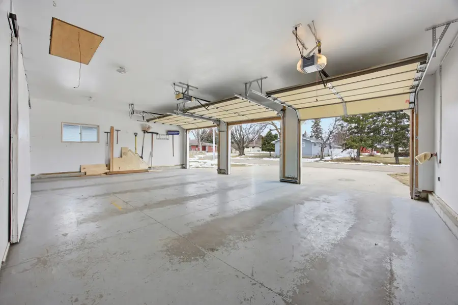 311 13th Avenue N, Casselton, ND 58012 - #3