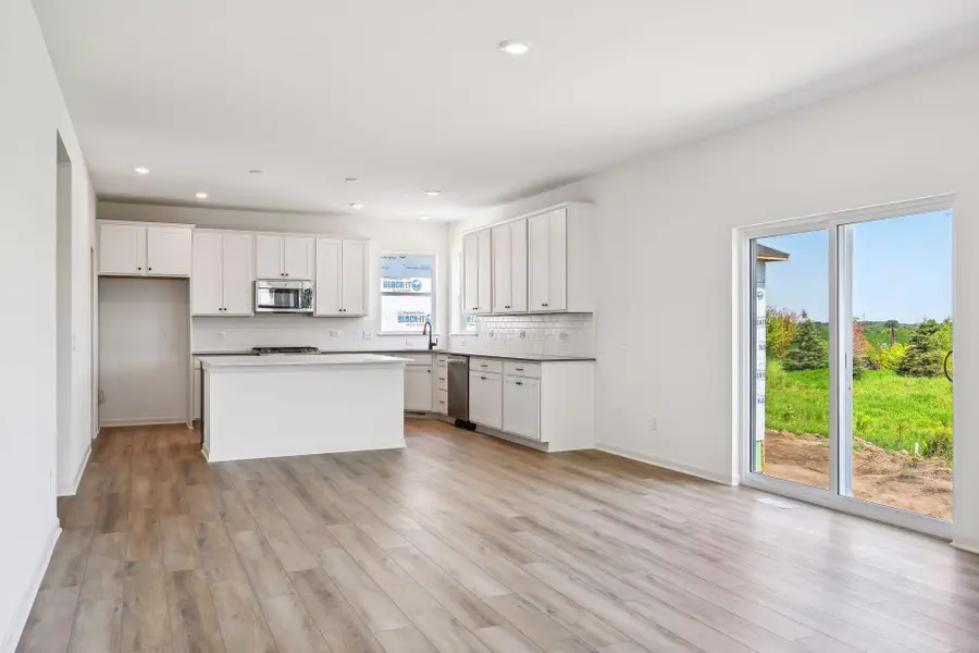 3067 Trinity Dr, Shakopee, MN 55379 - #3