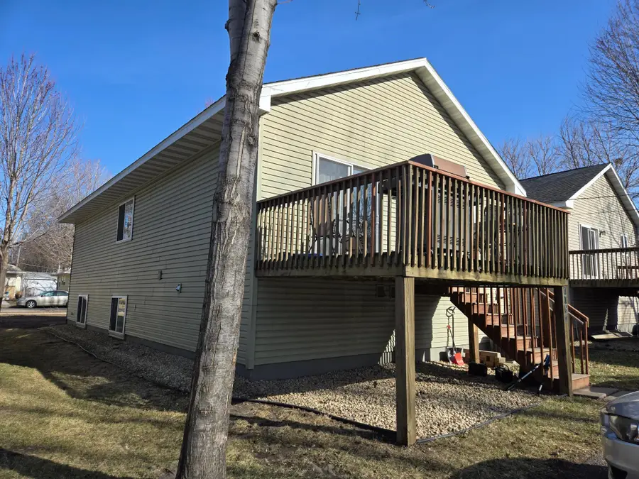 1081 26th Avenue Se, Minneapolis, MN 55414 - #2