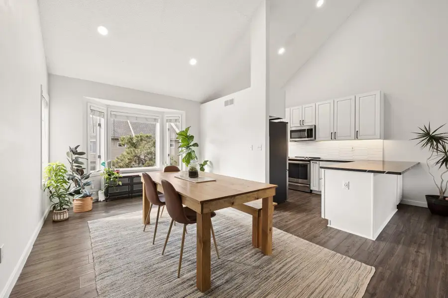 2867 Kenwood Isles Drive, Minneapolis, MN 55408 - #2