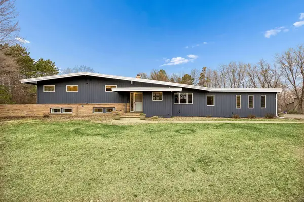 14122 Prairie Road Nw, Andover, MN 55304