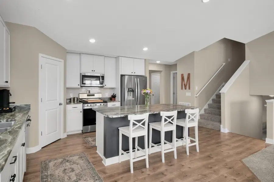 18184 Hartlin Avenue, Lakeville, MN 55044 - #3