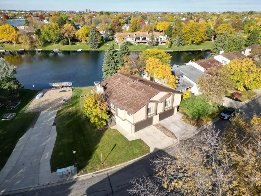 35 Fremont Drive S, Fargo, ND 58103 - #3